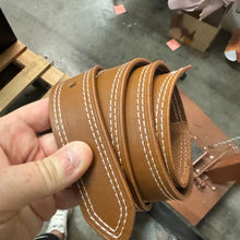 Cargar imagen en el visor de la galería, Double Stitched Men&#39;s Belt - Caramel Brown Vegetable Tanned Leather with Double Keepers - Stonestreet Leather
