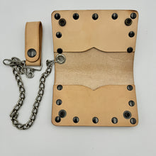 Cargar imagen en el visor de la galería, Veg Tan Biker Bifold Chain Wallet - Natural Vegetable Tanned Cowhide Leather with Gun Metal Hardware - Stonestreet Leather
